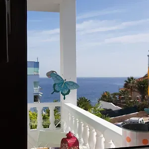 Kalma Sea View - Private Terrace - Ensuited Bathroom Guest house